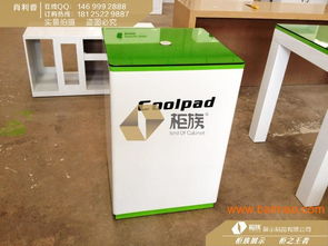 專業(yè)定制，湖南衡陽(yáng)酷派方形開(kāi)放式體驗(yàn)桌與手機(jī)展示柜工廠——您的品牌展示智慧之選